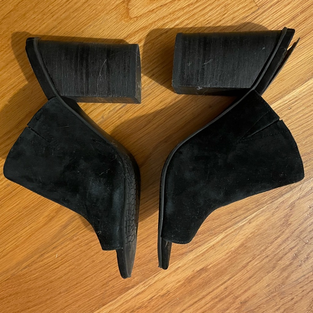 BP. Tale 2 Mule Sandal, Black Suede - Picture 4 of 5
